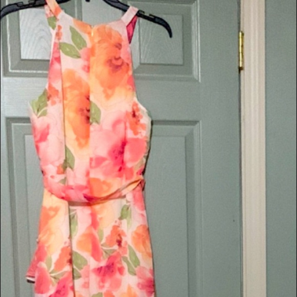 R&K Maxi Dress, NWOT Size 8 Multi Color Shades of  Orange and White, and Greens. - Picture 3 of 15